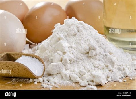 Ingredients to make pizza dough Stock Photo - Alamy