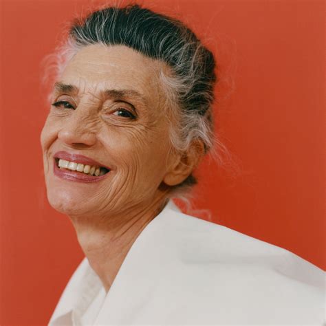 Ángela Molina deslumbró con un ‘total look’ de Dior en la ‘première’ de