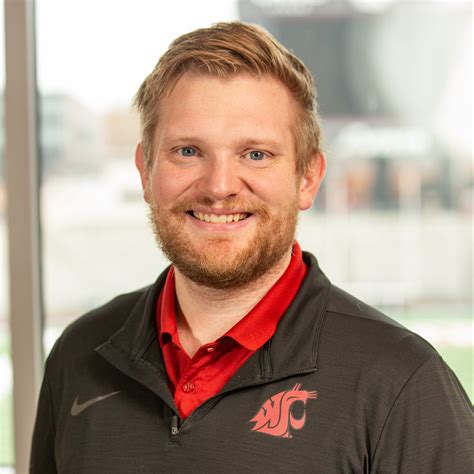 Tennis Elbow: Causes, Symptoms, and Treatments