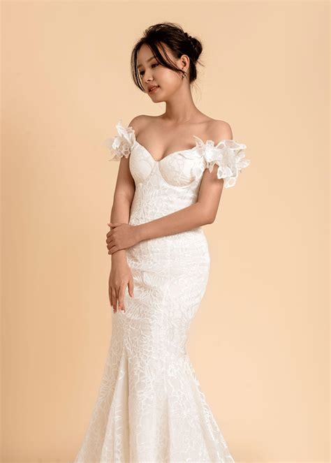 Mermaid Wedding Dress | Mermaid Silhouette Dress | Dare and Dazzle