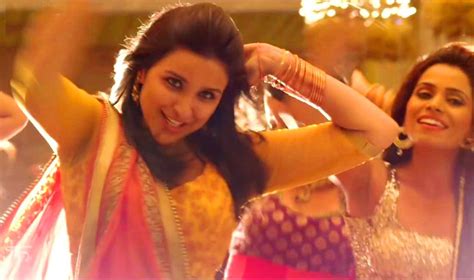 Parineeti Chopra Hasee Toh Phasee Movie Song Photo : parineeti chopra ...