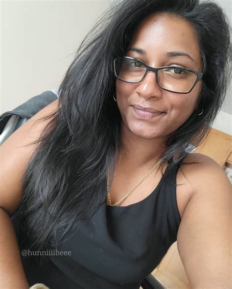 🌺 Nᴇssᴀ 🌺 | Life is short, and it is up to you to make it sweet 🌺🍯