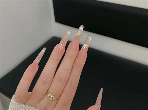 yuki nails 3