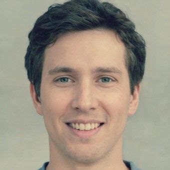 66+ Personal Questions to Ask a Guy (Over Text, Online, IRL