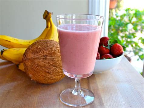 Rejuvenating Coconut Water Smoothie | Recipe Cart | Recipe Cart
