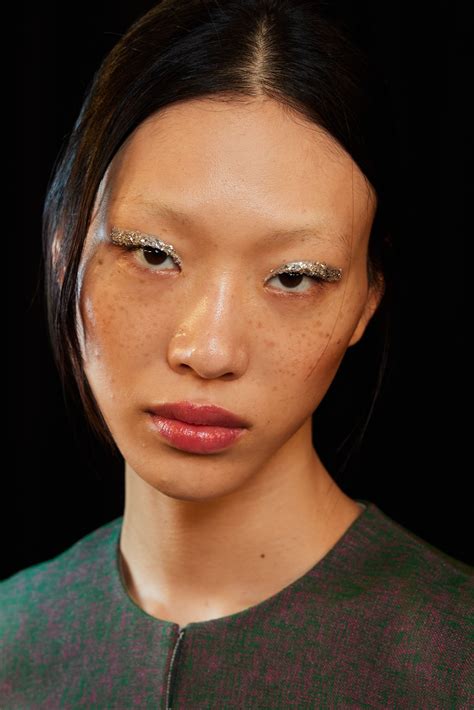 Tory Burch Spring 2023 Ready-to-Wear Collection | Vogue