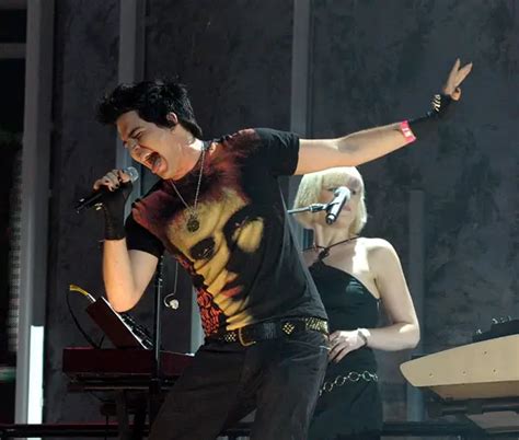 American Idol Adam Lambert: More On the AMA Rehearsals