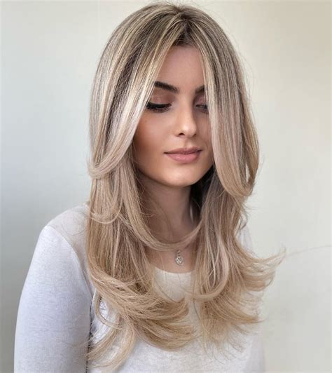 30 Hairstyles with Face-Framing Layers for Trendy Looks - Hair Adviser
