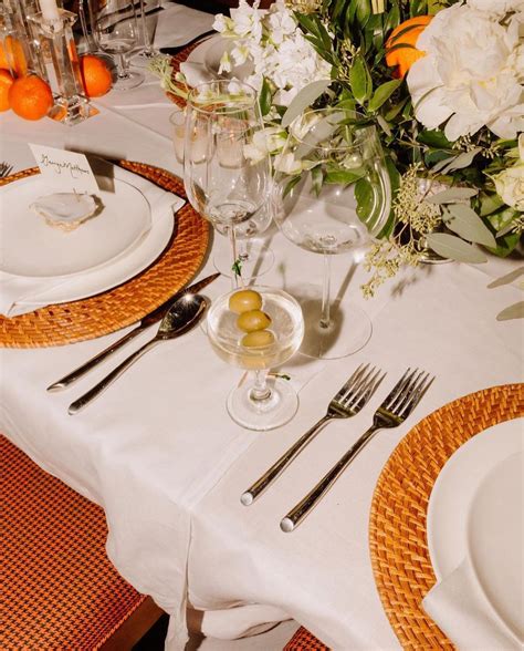 Leon's Oyster Shop - Home