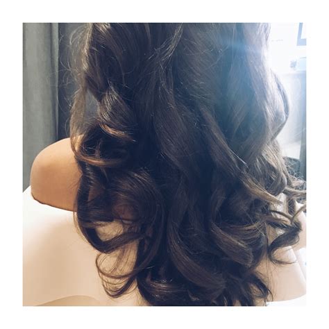 Крупные локоны. Укладка на длинные волосы | Hair, Hair styles, Long ...