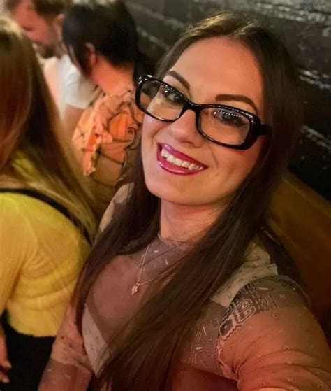 OnlyFans star kicked out of MMA gym after complaints from fighters