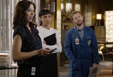 Michaela Conlin - Actress