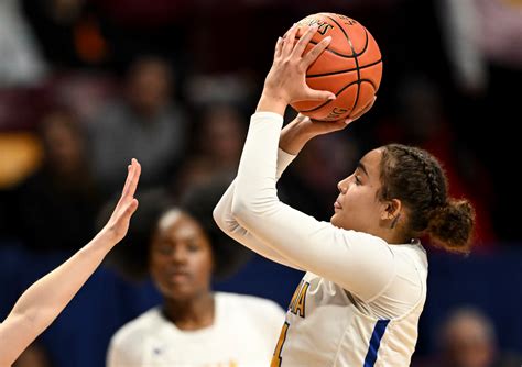 St. Michael-Albertville guard Tessa Johnson reigns as Miss Basketball