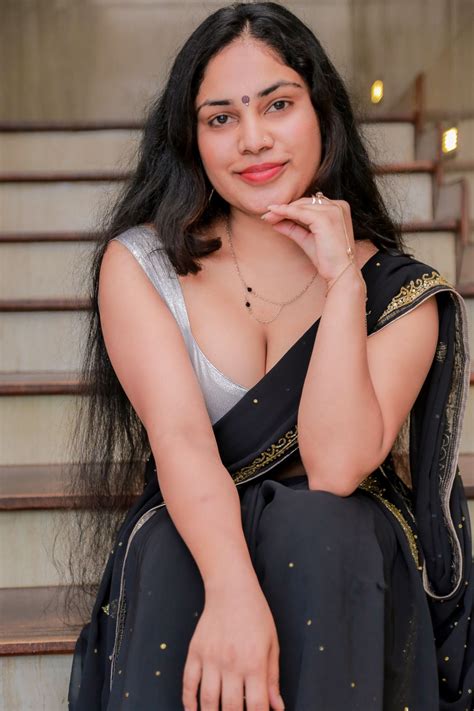 SL Fashion Model - Pratika Sood ©️ 𝘈𝘭𝘭 𝘤𝘳𝘦𝘥𝘪𝘵𝘴 𝘨𝘰𝘦𝘴 𝘵𝘰 𝘳𝘦𝘴𝘱𝘦𝘤𝘵𝘪𝘷𝘦 𝘰𝘸𝘯𝘦𝘳