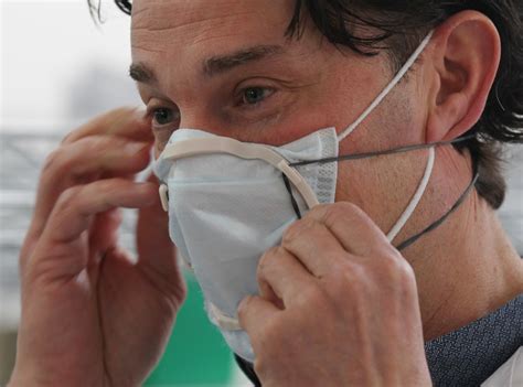 wearing  mask  simple     effective dont leave home