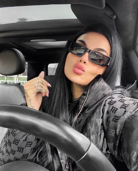 𝐙𝐔𝐒𝐉𝐄 | Ahoy!💋 new photos on www.zusjefans.com | Instagram