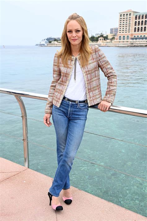Vanessa Paradis Height Can Someone Explain What Made Vanessa Paradis