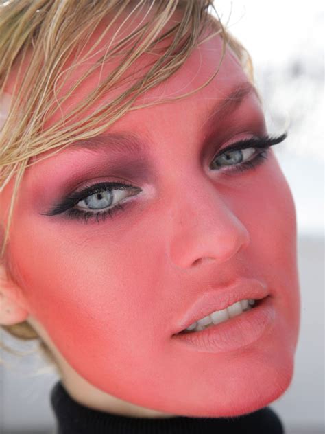 Hottest Women Celebrity's Beauty Secrets: Dermatologist Approved Tips Image 10