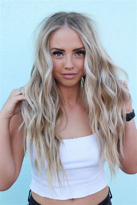 CALIFORNIA BLONDE Beach Blonde Hair, Beach Wave Hair, Blonde Hair Looks