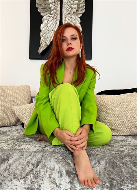 Clemence Audiard's feet