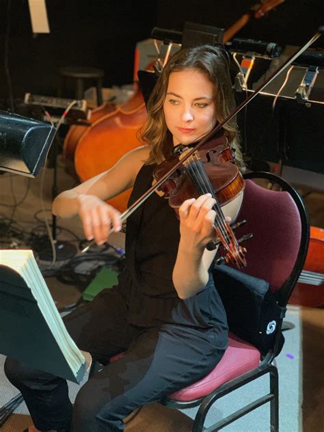 NFL Legend Eddie George Stars In “Chicago” And “Miss Saigon” Violinist