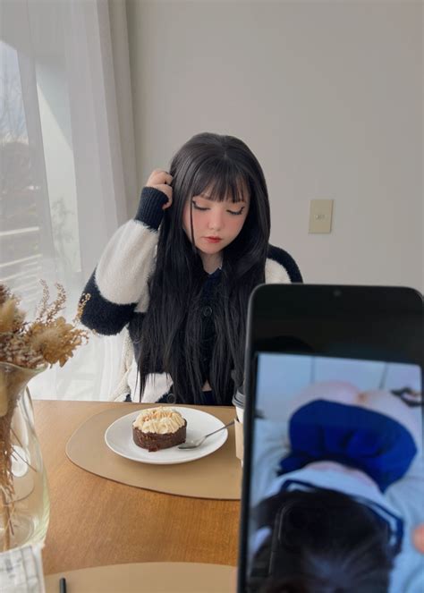TW Pornstars - 𝕲𝖔-𝖙𝖍𝖎𝖈𝖈. Twitter. POV: we’re on a date 🌹. 7:43 PM - 4