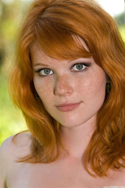 pin de rascal  en rascals redheads part  pelirrojas mujer