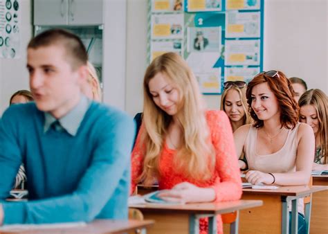 10 самых популярных колледжей Беларуси по мнению пользователей Адукар ...