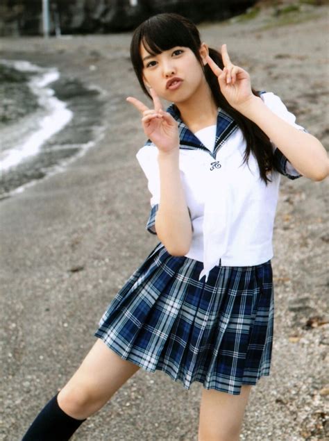 制服女子校生が懐かしいエロ画像 フェチ神 八百万～フェチ・エロ画像～