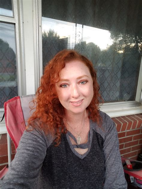 About Me - The Ginger Wife Life