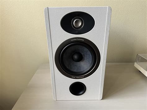 Focal Vestia N1 2-Way Bookshelf Loudspeaker White (Pair) | Reverb