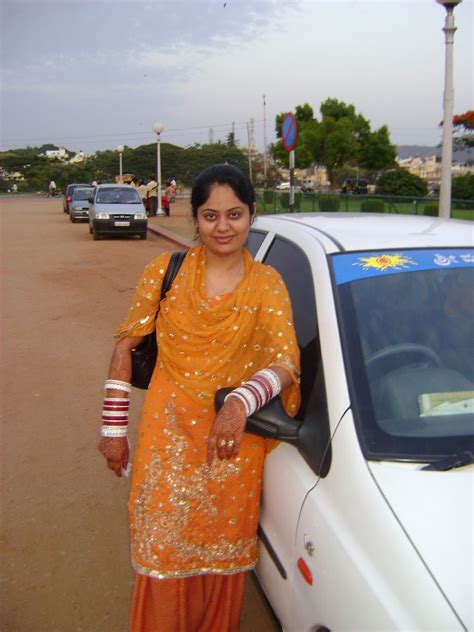 All Desi Asian Cutest Aunties: Hill top tour for radhika
