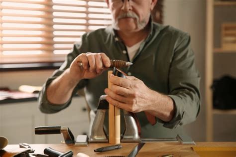 How to Burnish Leather Without Tools? (In Just 3 Minutes!) 2024 » HomeQly.com