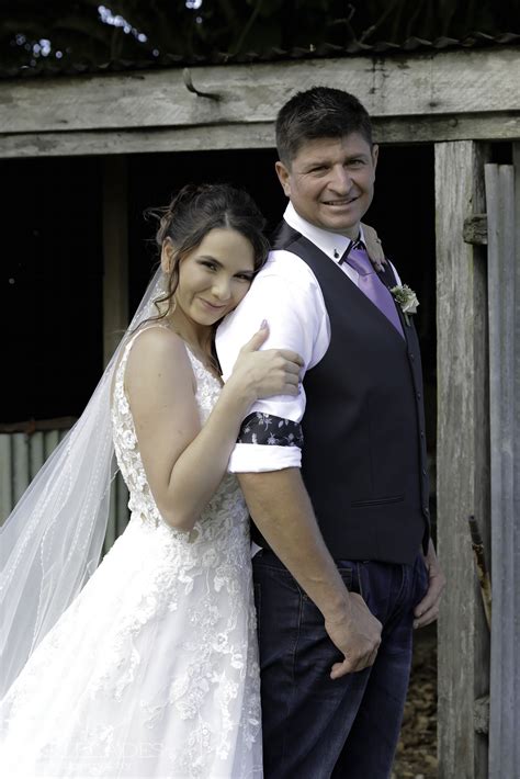 Featured Wedding – Mel + Clinton – Mantra, Mackay | Nikki Blades