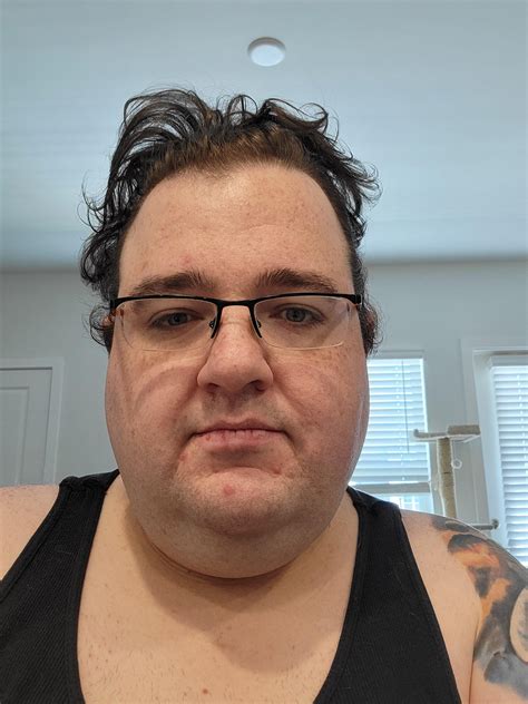 First attempt ever. Brace yourselves. Before and after : r/MakeupAddiction