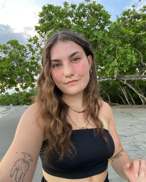 Kamille (@kamilleboucher) • Instagram photos and videos