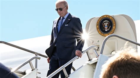 trump pushed independent voters  biden