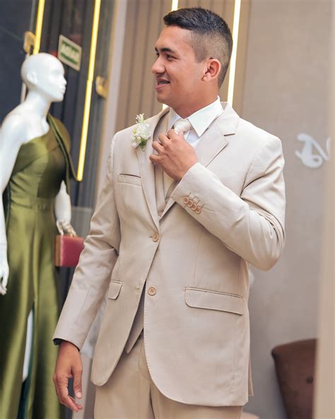 Ricardo Muzolon Locação De Trajes - Locação De Trajes (@vestidosdefesta_satiros) • Instagram photos and videos