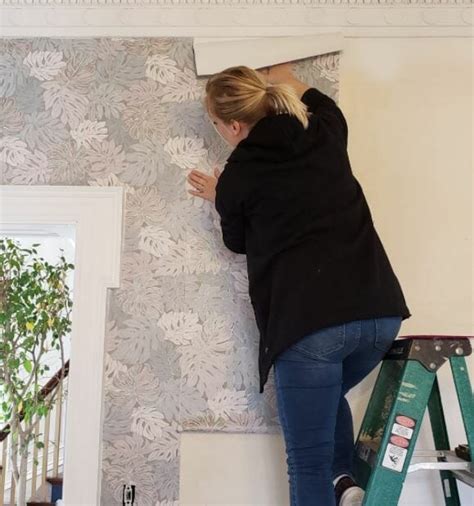 pasang wallpaper dinding  mudah  cepat