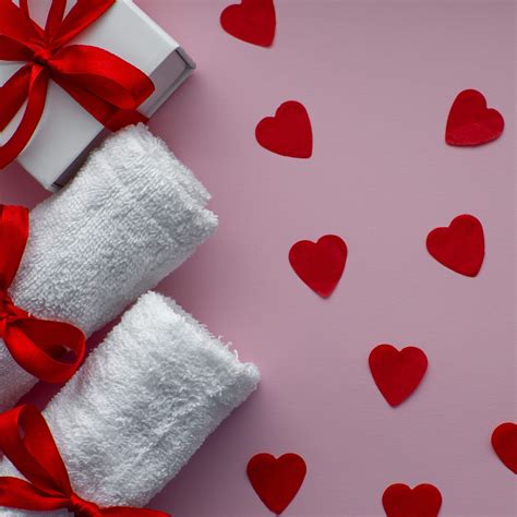 how to clear up storage on phone