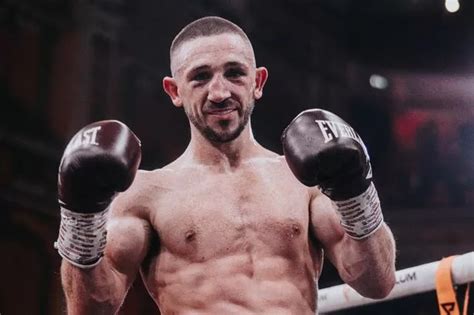 jazza dickens tells leigh wood  put   shut   outlines