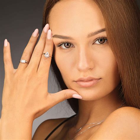 Уникален сребърен пръстен с лунен камък "Величие" – Silenti Jewelry Jewelry