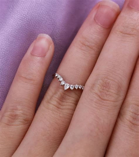 Curved Wedding Band - jenniemarieweddings