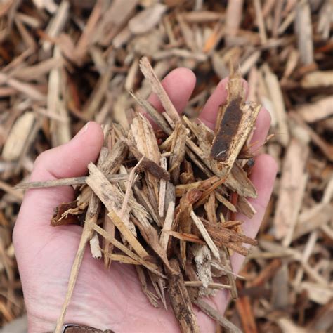 how many bags of mulch on a pallet 3