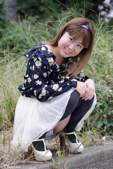 20191119 GirlsDelta - Emiri Monma [158P] 1067x1600px — imgbb.com