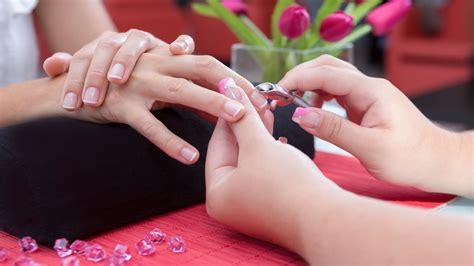 wont  cuticle grow   reasons   tips