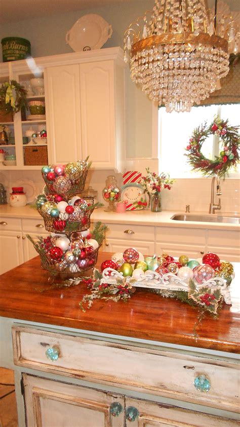 How To Decorate Small Kitchen Table at James Browning blog