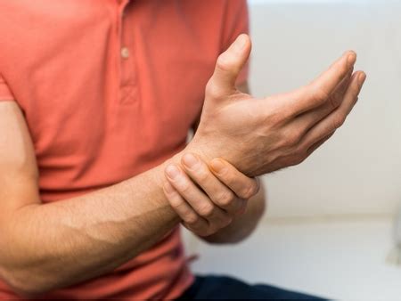 carpel tunnel body temple wellness  massage