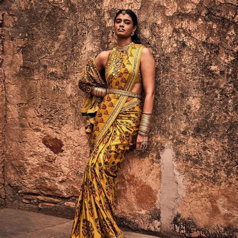 Anita Dongre Sarees - Check Online Designer Saree Collection By Anita ...