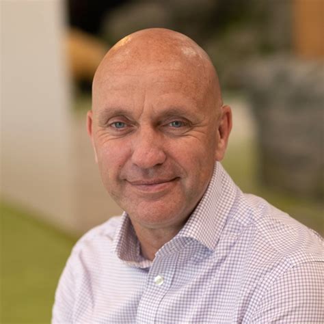 meet  executive directors yorkshire housing